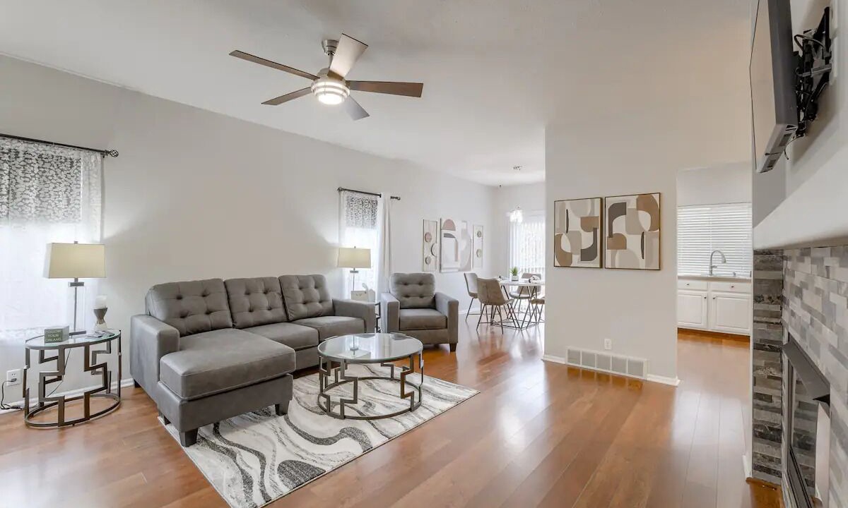 Photo of Livingroom in McArdle