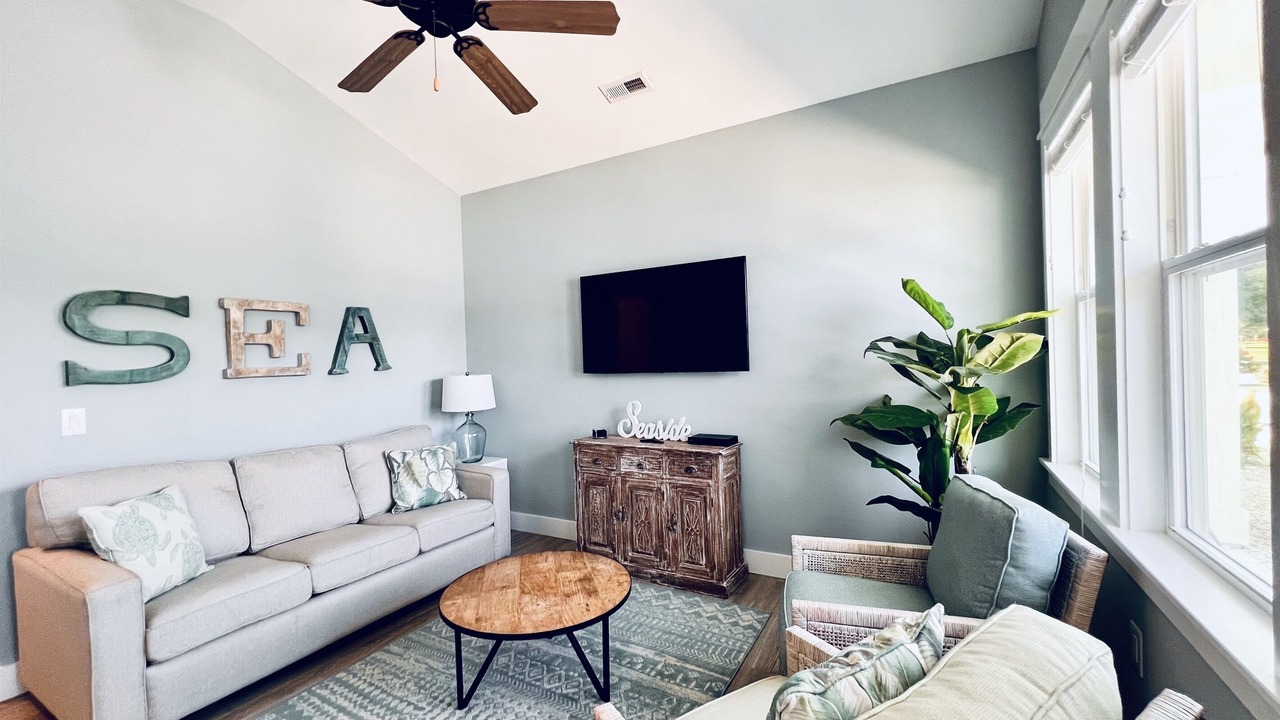 Photo of Bedroom in Corolla Light