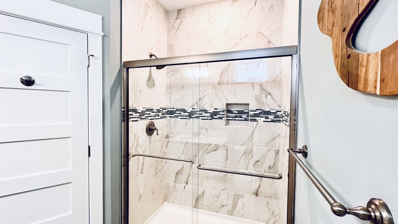 Photo of Bathroom in Corolla Light