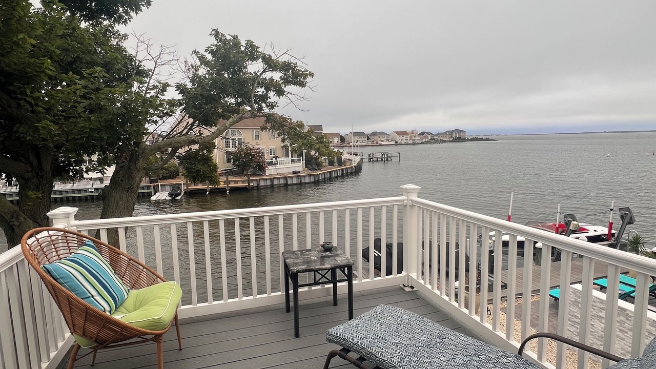 Photo of Others in Bayville