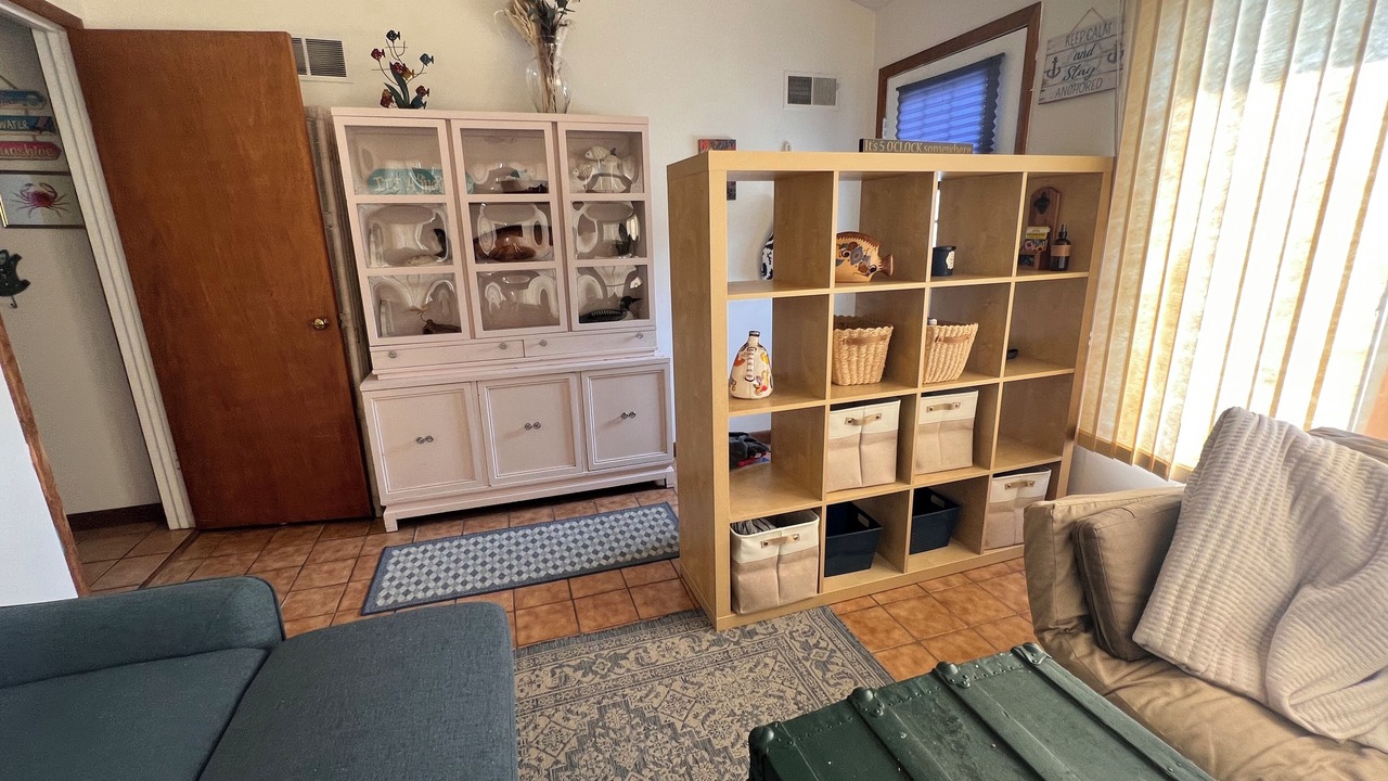 Photo of Livingroom in Bayville