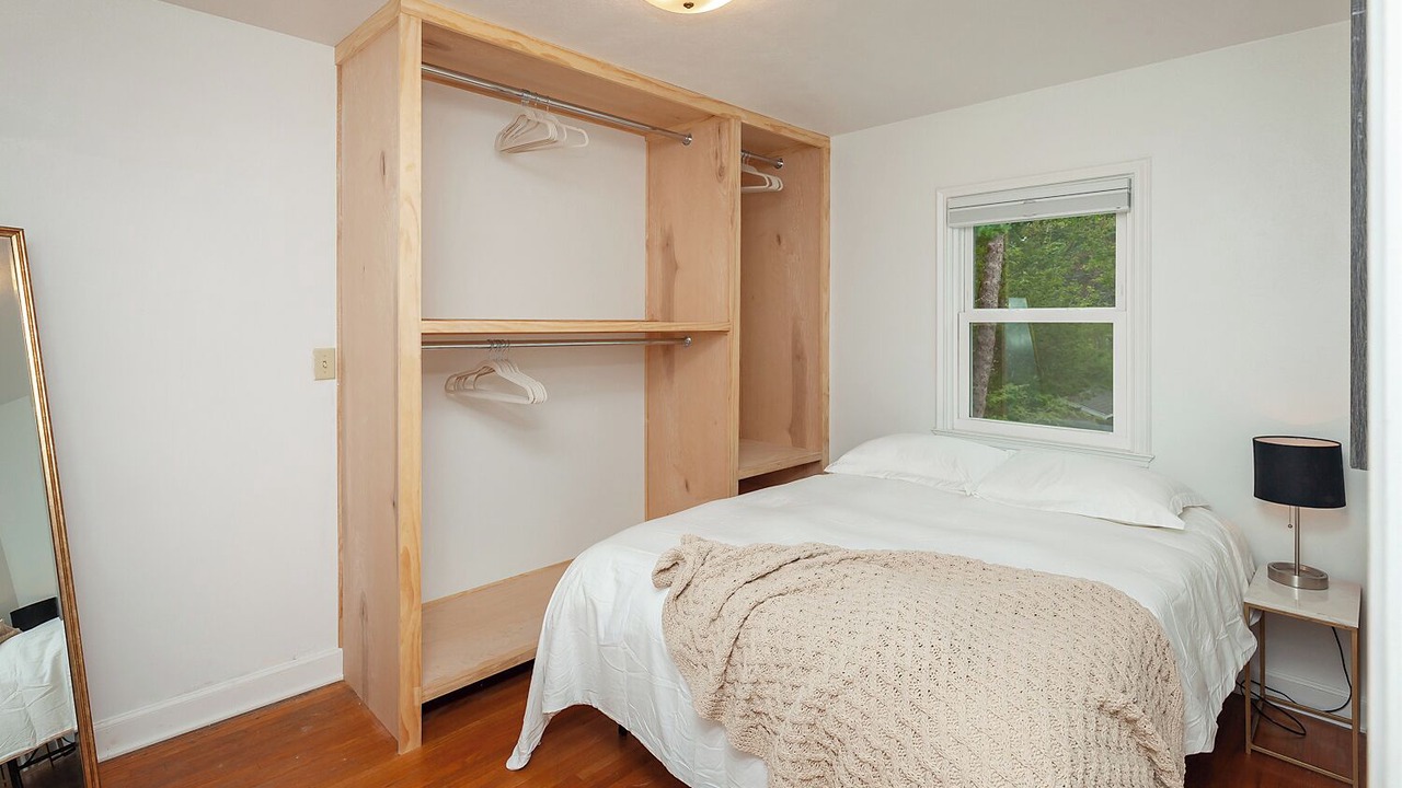 Photo of Bedroom in Ames
