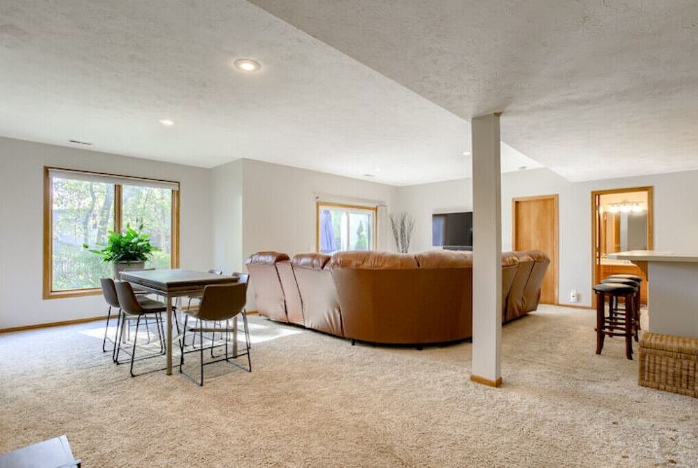 Photo of Livingroom in McArdle