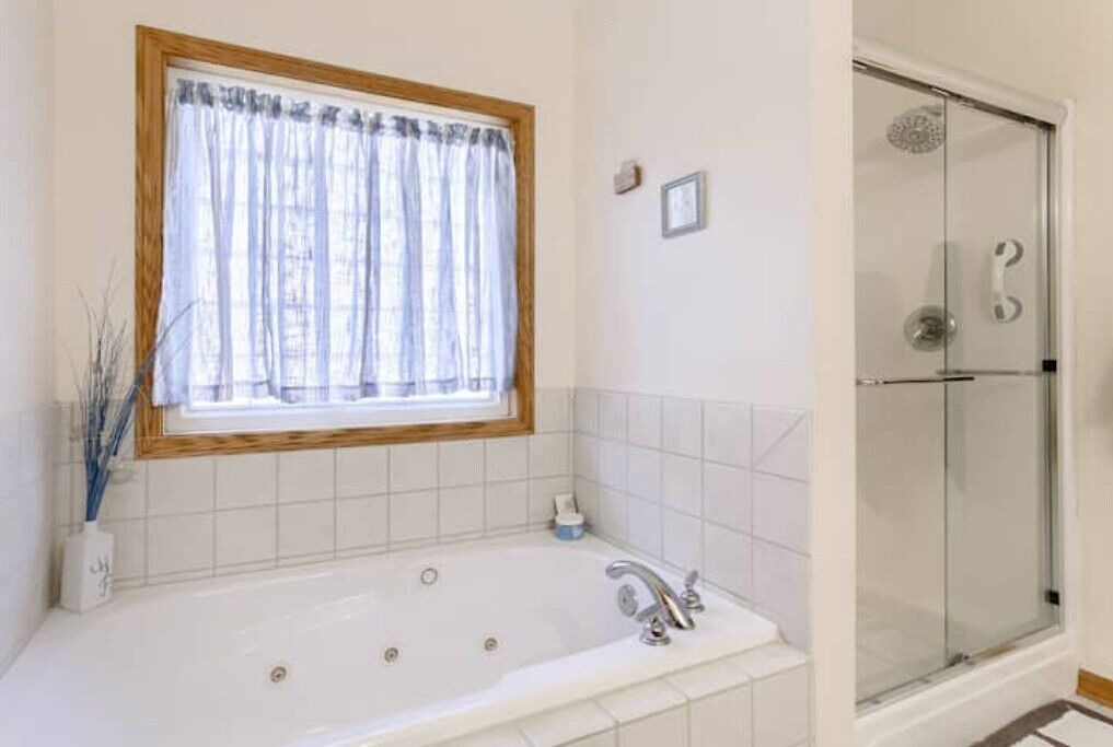 Photo of Bathroom in McArdle