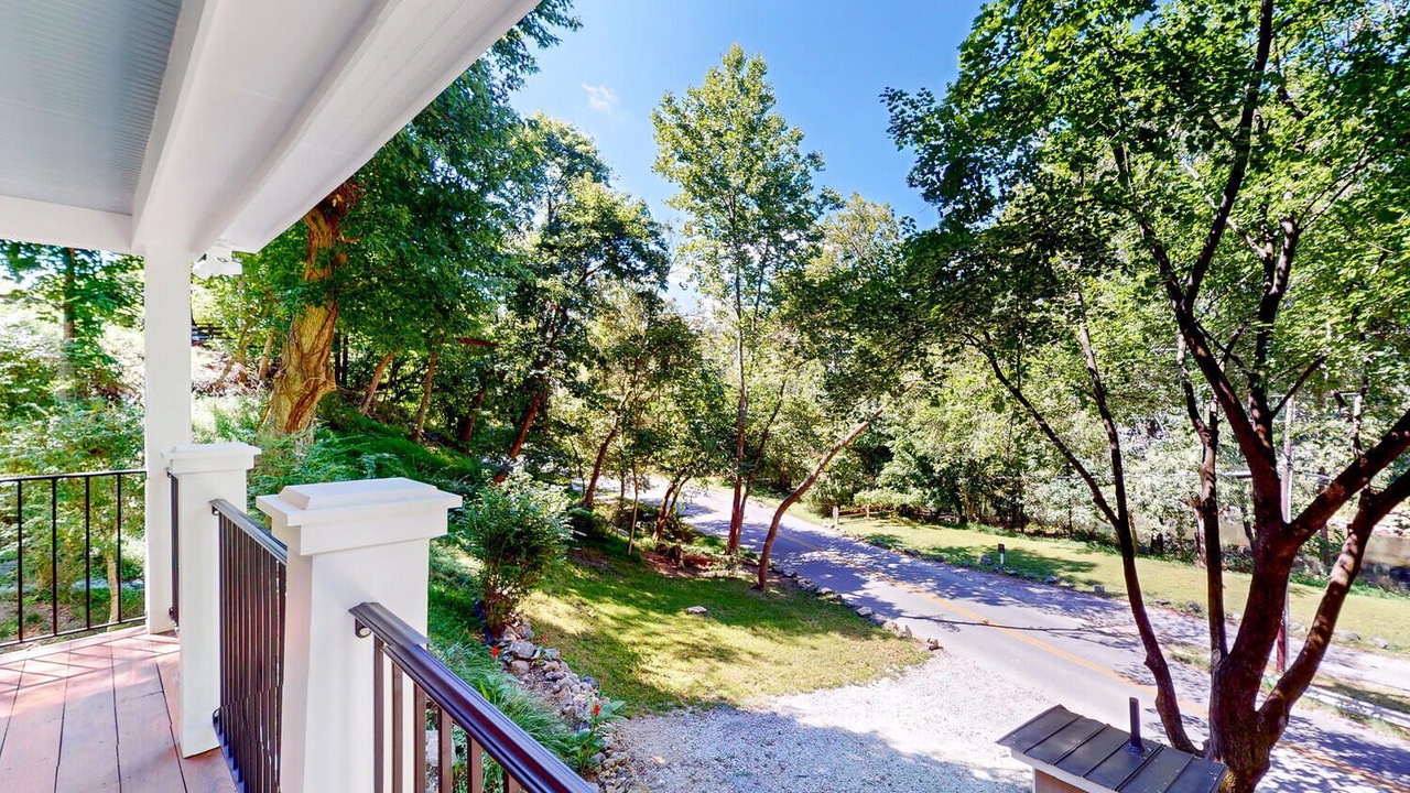 Photo of Patio Balcony in Ellicott City
