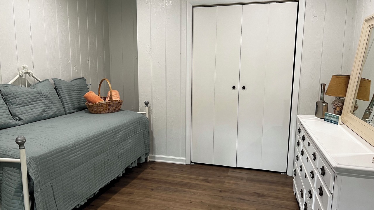Photo of Bedroom in Manasquan