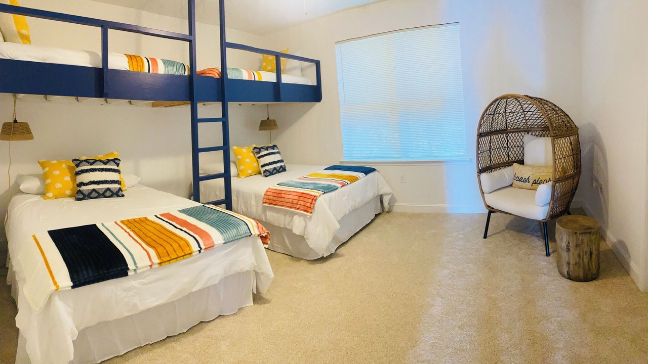 Photo of Bedroom in Osborn Island