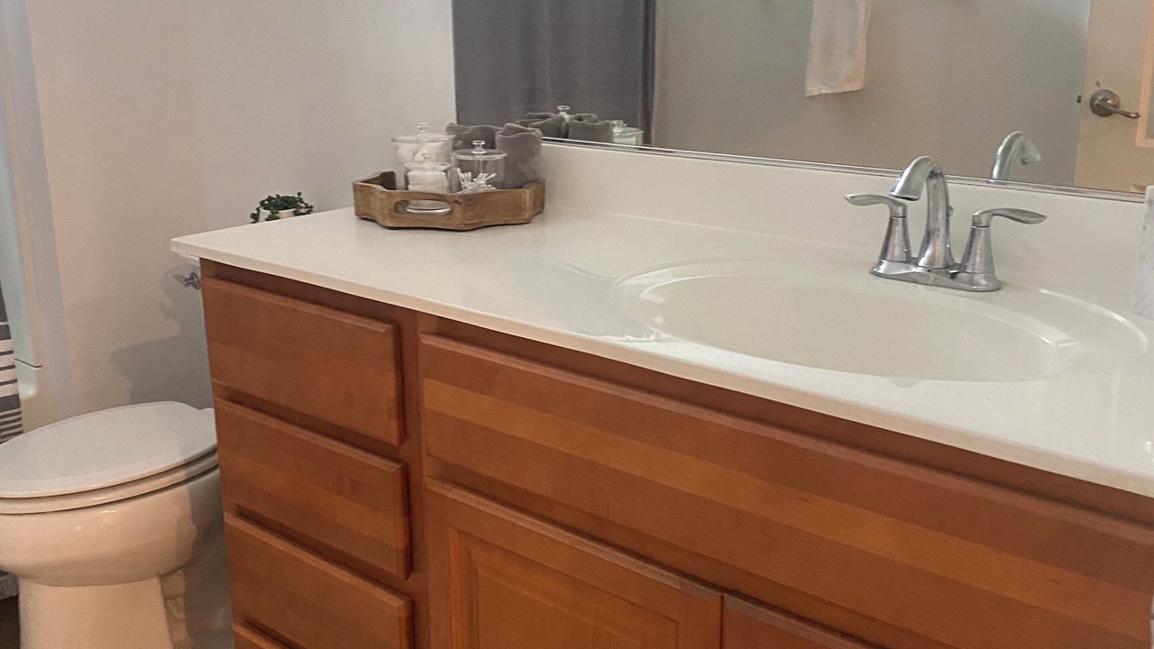 Photo of Bathroom in Osborn Island
