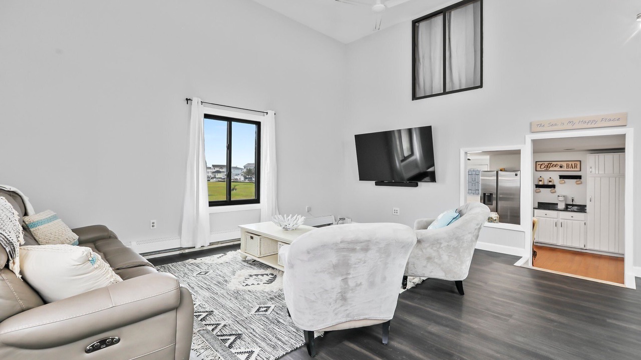Photo of Livingroom in Manahawkin
