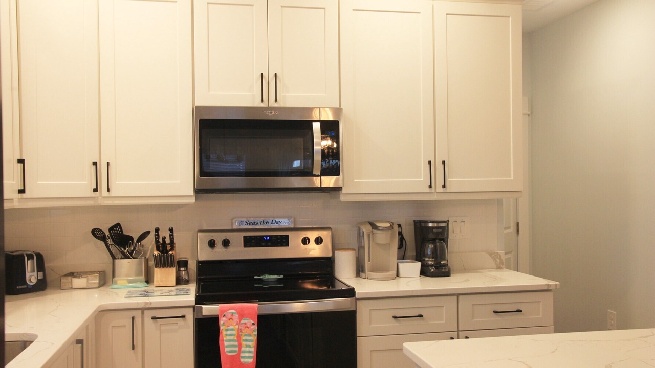Photo of Kitchen in Corolla Light