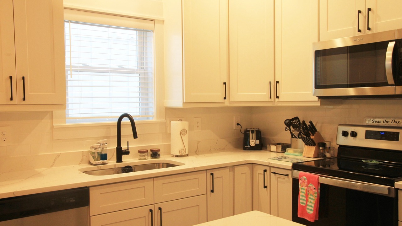 Photo of Kitchen in Corolla Light