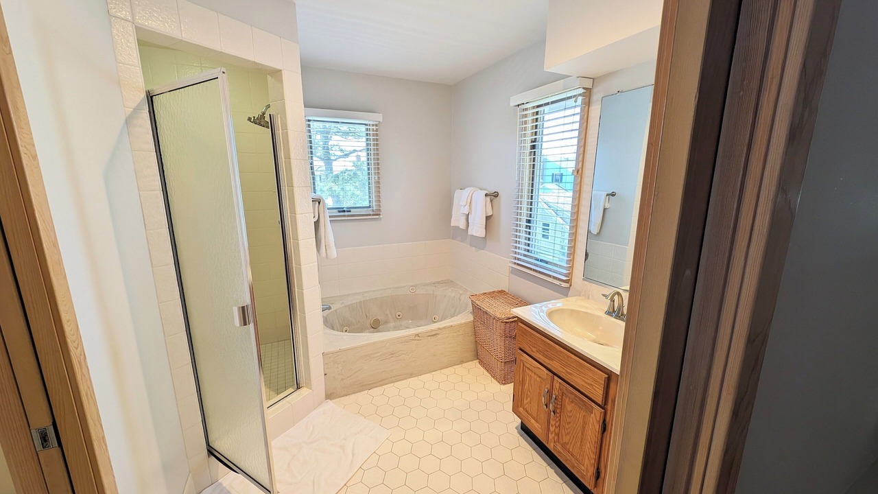 Photo of Bathroom in Stone Harbor