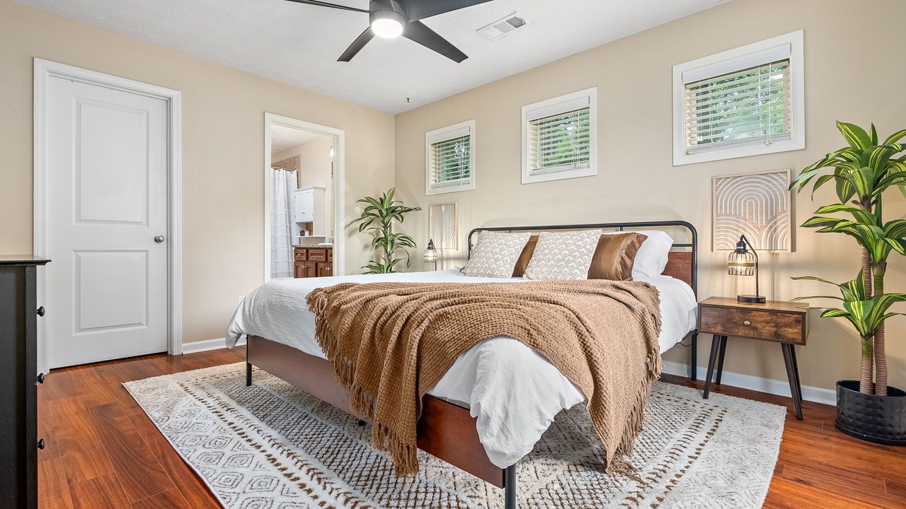 Photo of Bedroom in Opelika
