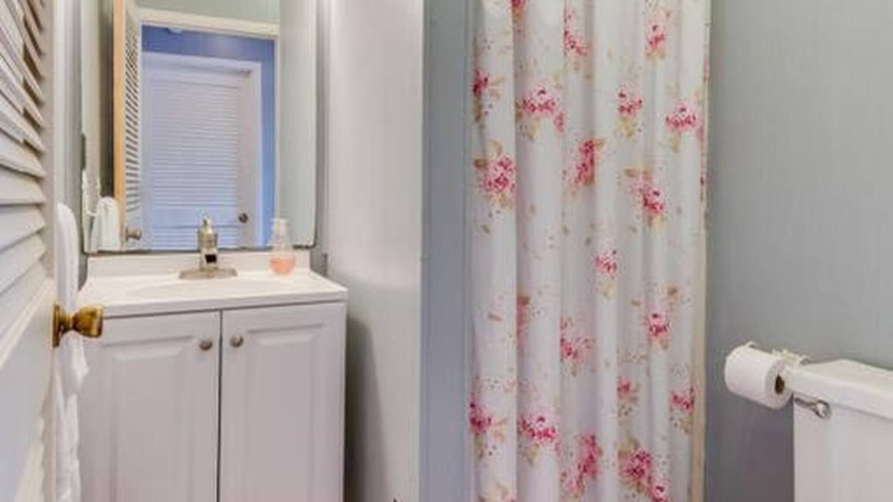 Photo of Bathroom in Rising Fawn