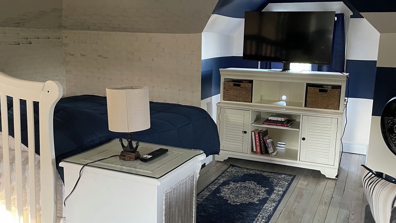 Photo of Bedroom in West Creek