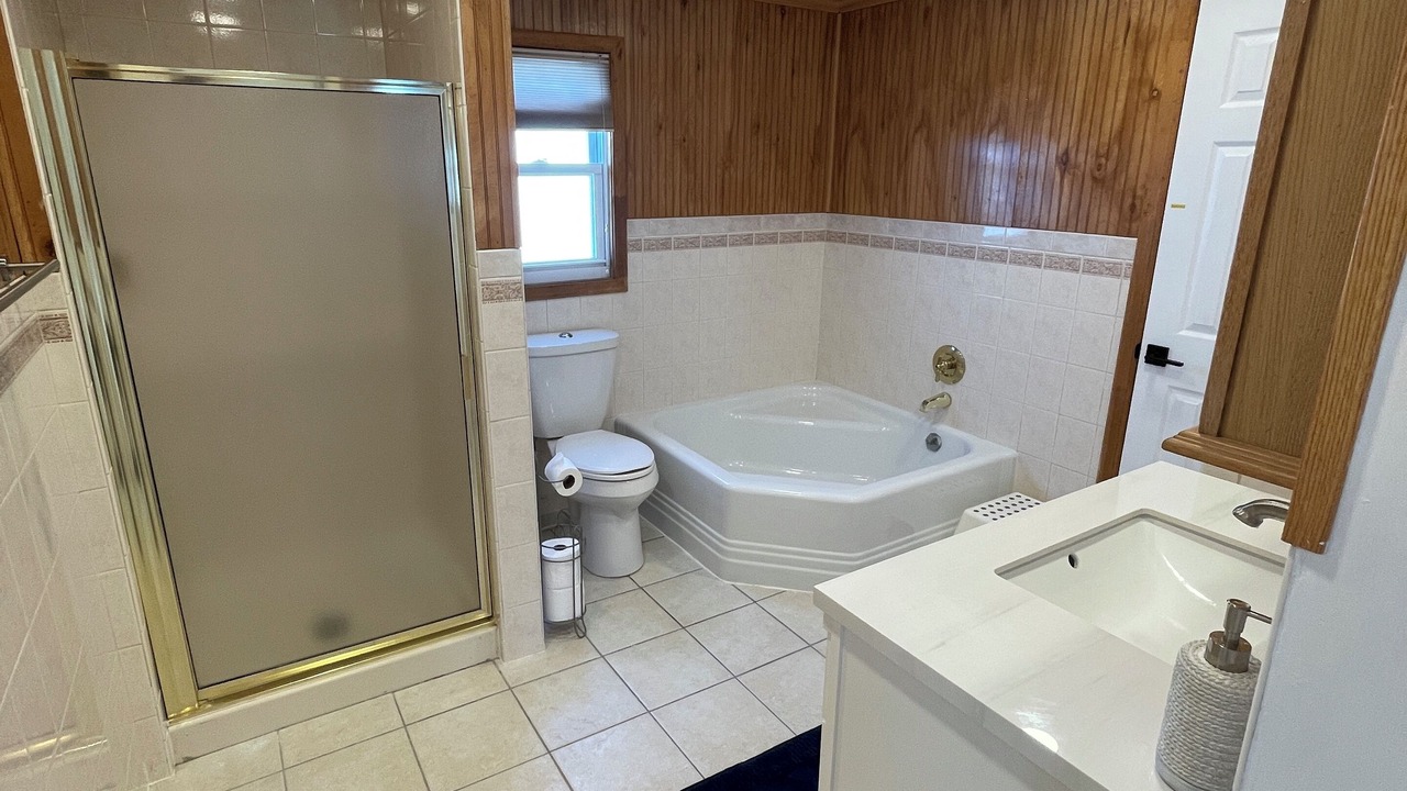 Photo of Bathroom in Ship Bottom