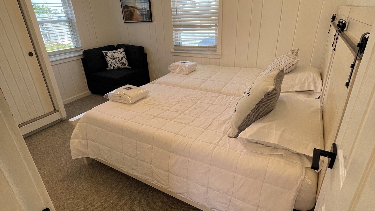 Photo of Bedroom in Ship Bottom
