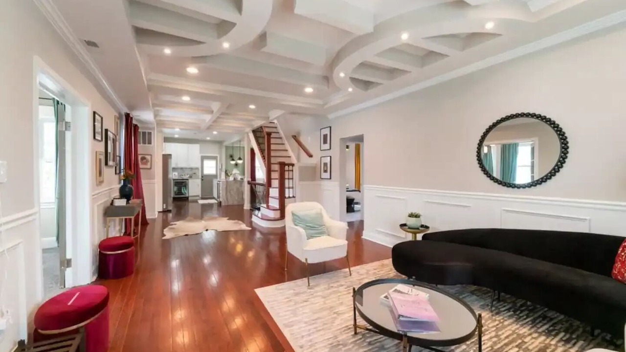 Photo of Livingroom in West Arlington