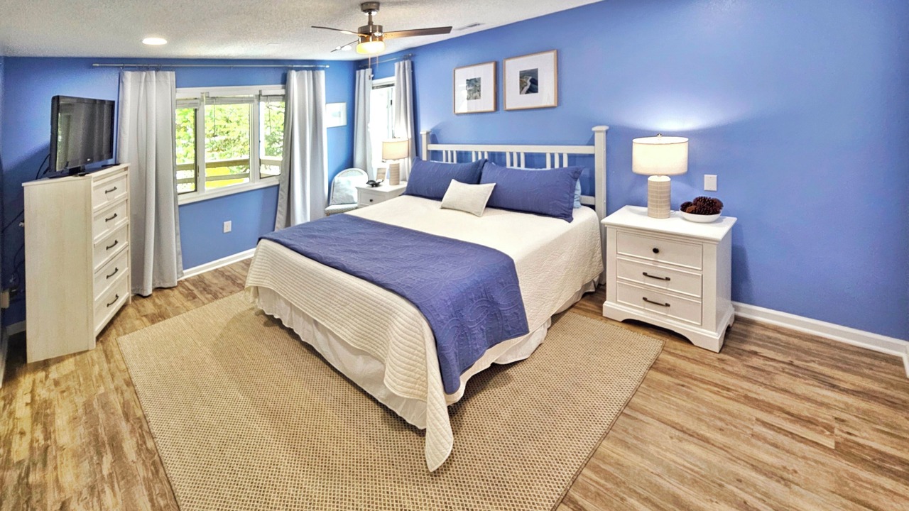 Photo of Bedroom in Corolla Light