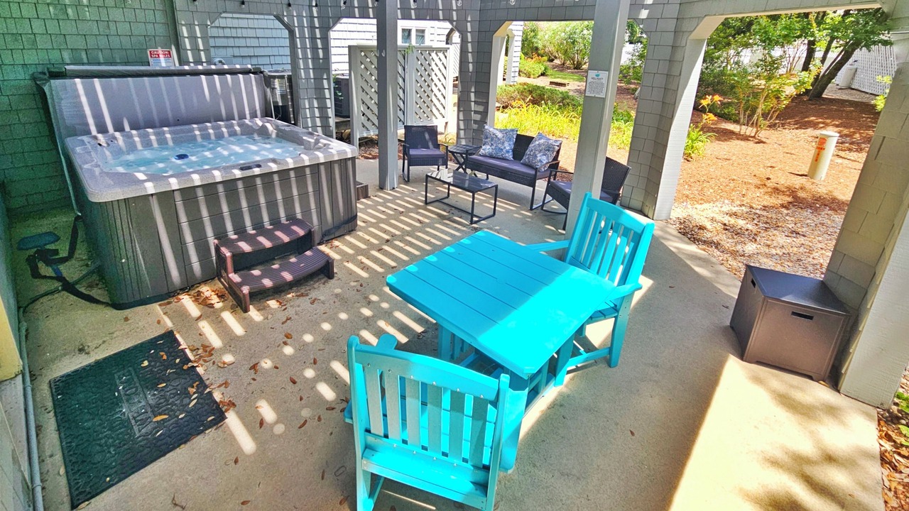 Photo of Patio Balcony in Corolla Light