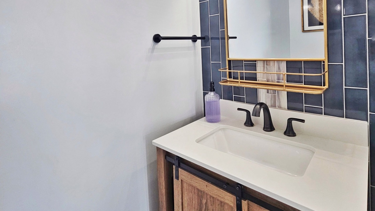Photo of Bathroom in Corolla Light