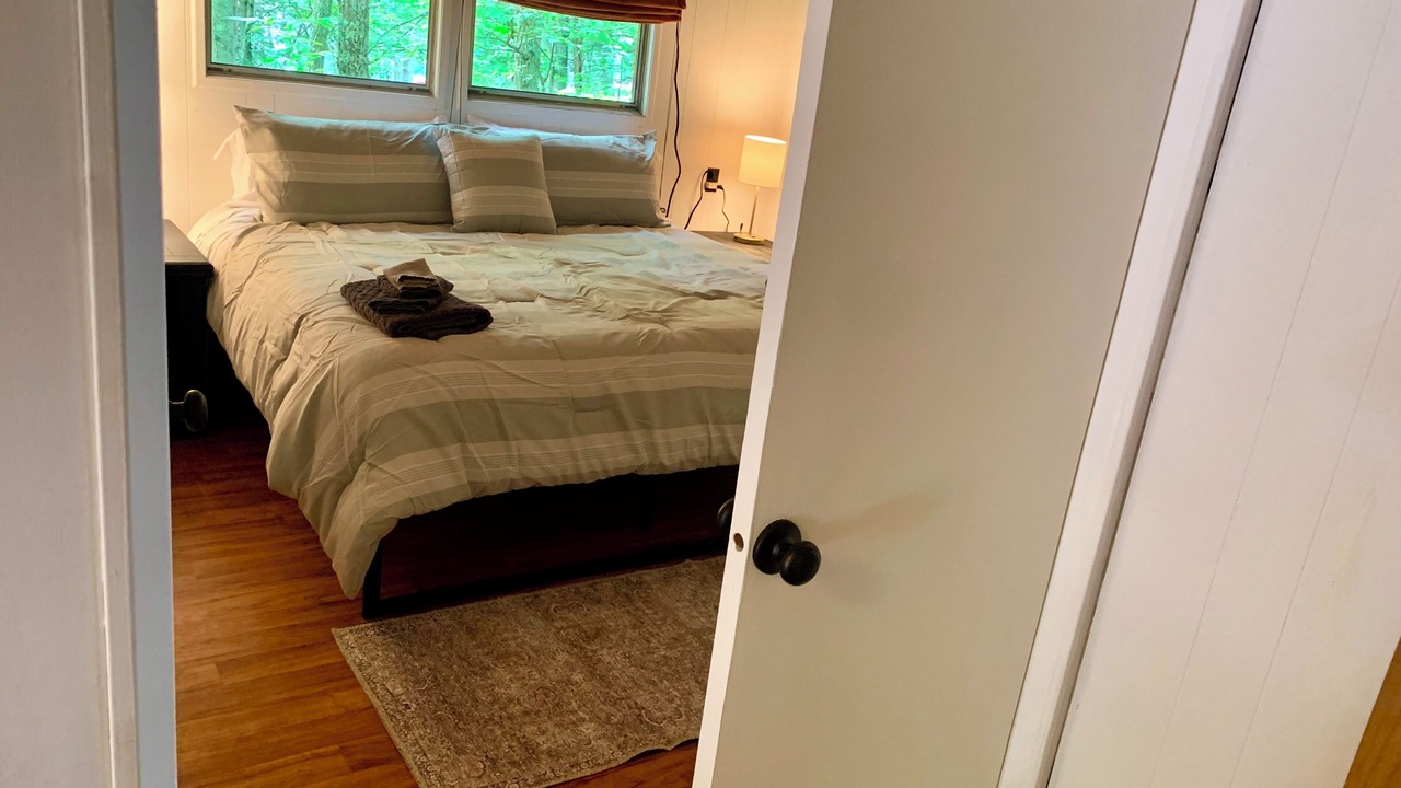 Photo of Bedroom in Newland