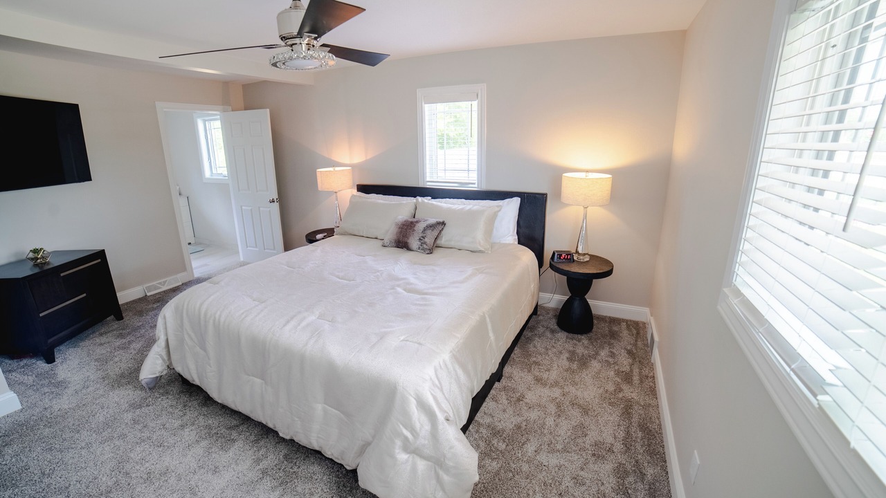 Photo of Bedroom in Dubuque