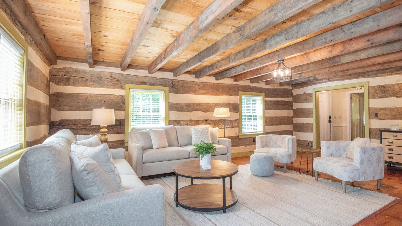 Photo of Livingroom in Nottingham