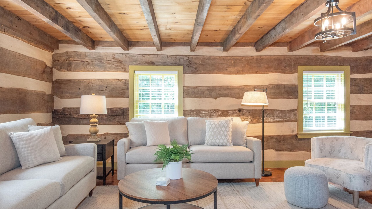 Photo of Livingroom in Nottingham
