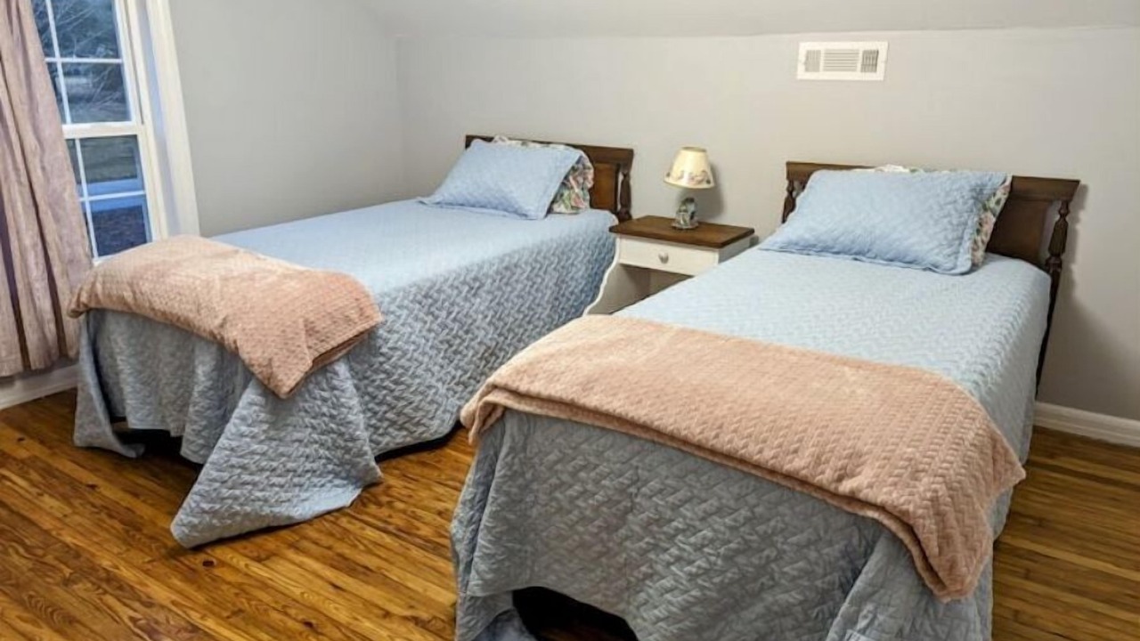 Photo of Bedroom in Dunlap