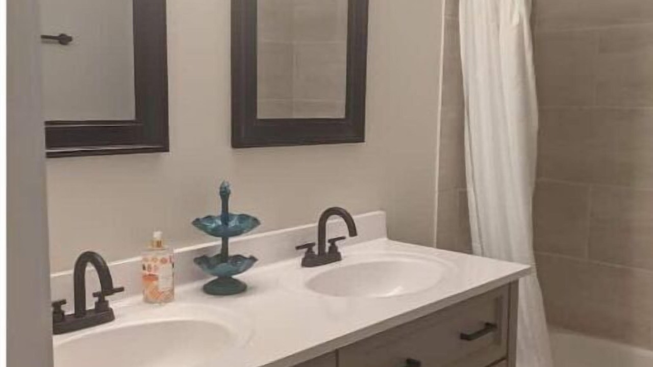 Photo of Bathroom in Dunlap