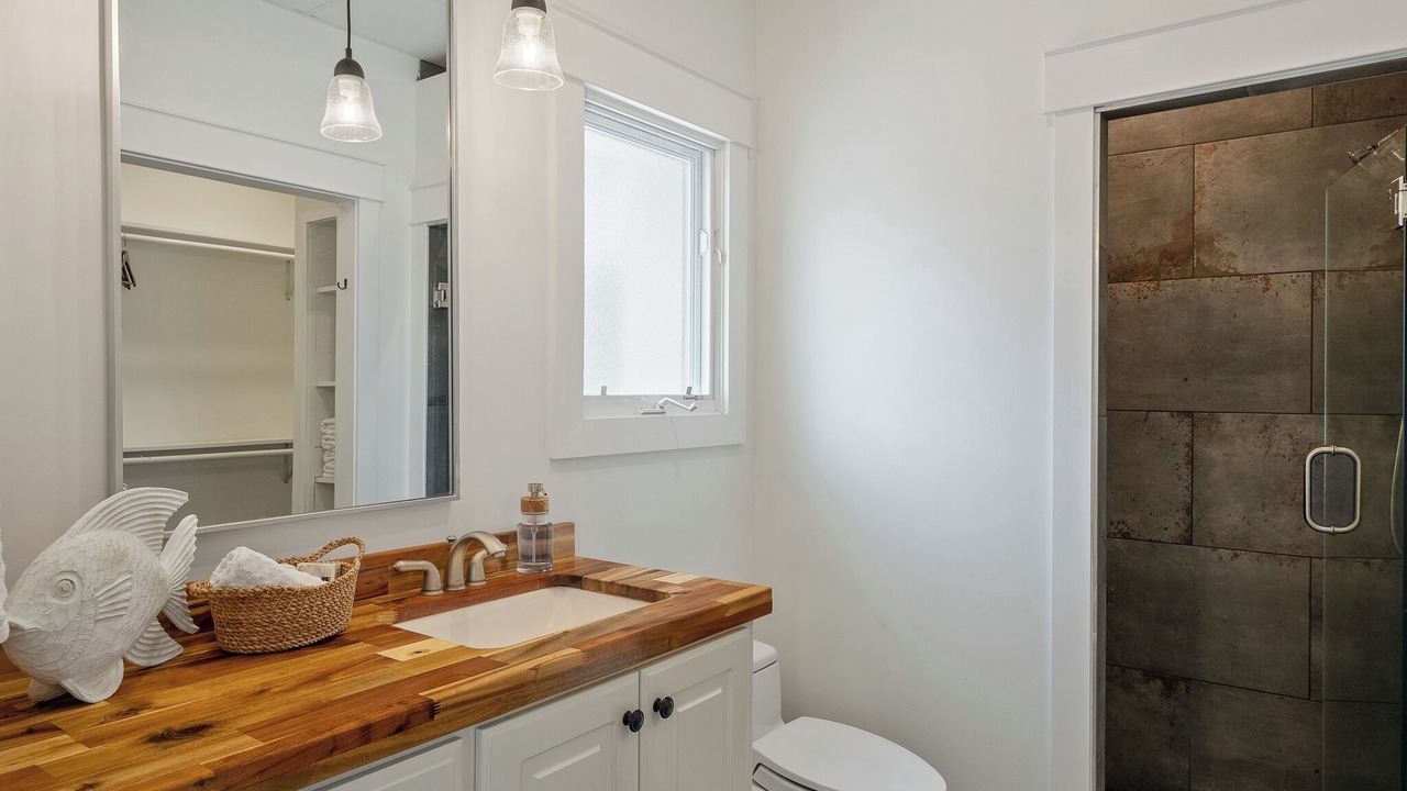 Photo of Bathroom in Crane Hill