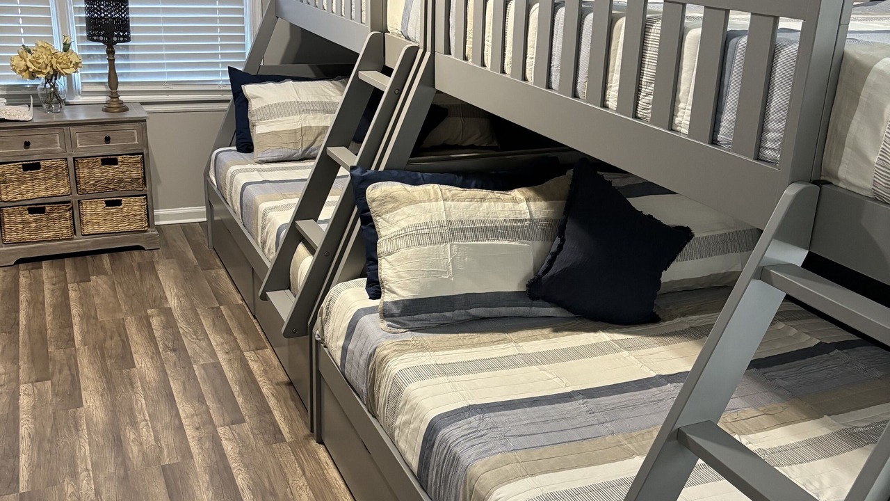Photo of Bedroom in Seaside Heights