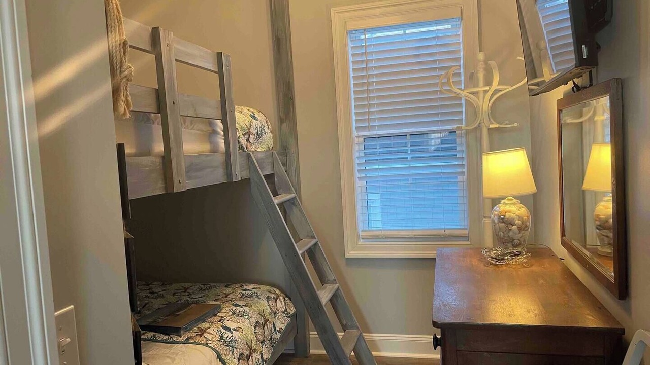 Photo of Bedroom in North End