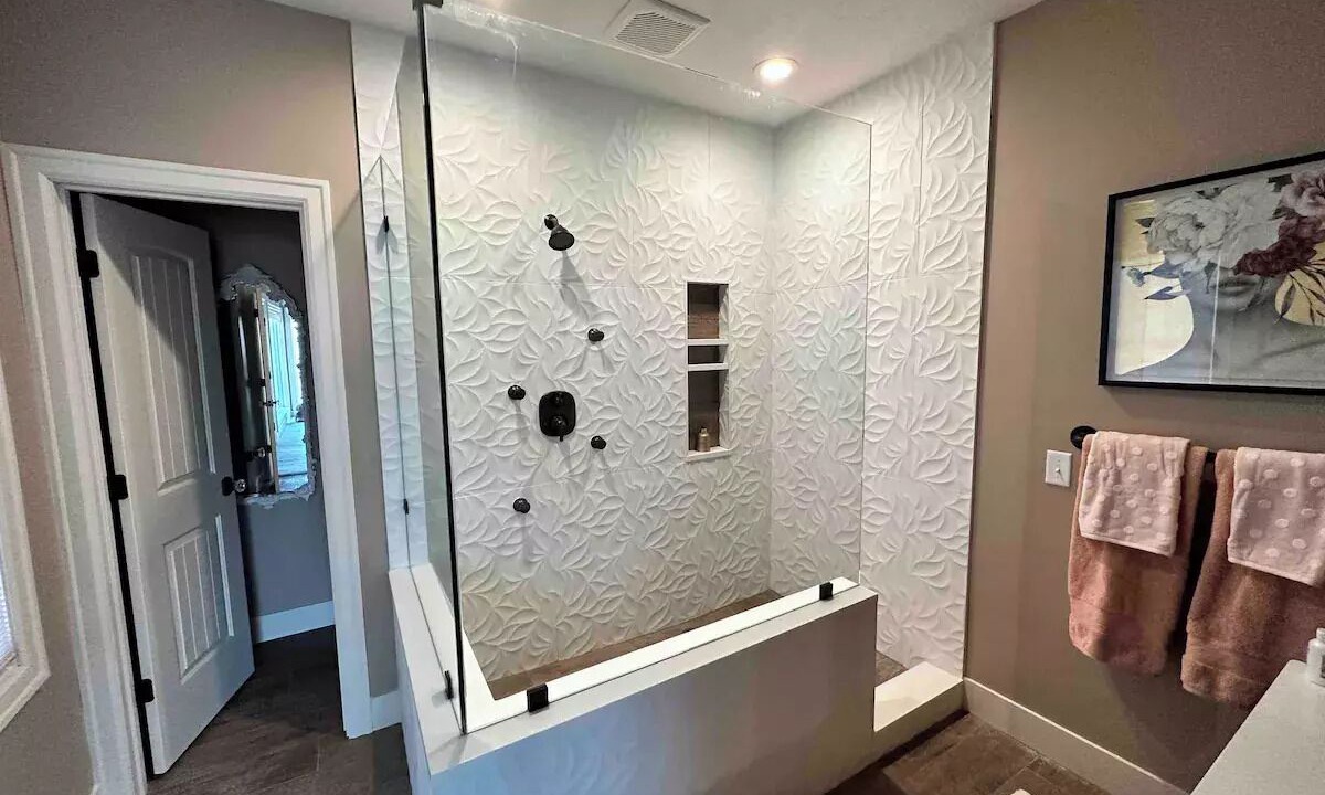 Photo of Bathroom in Dahlman