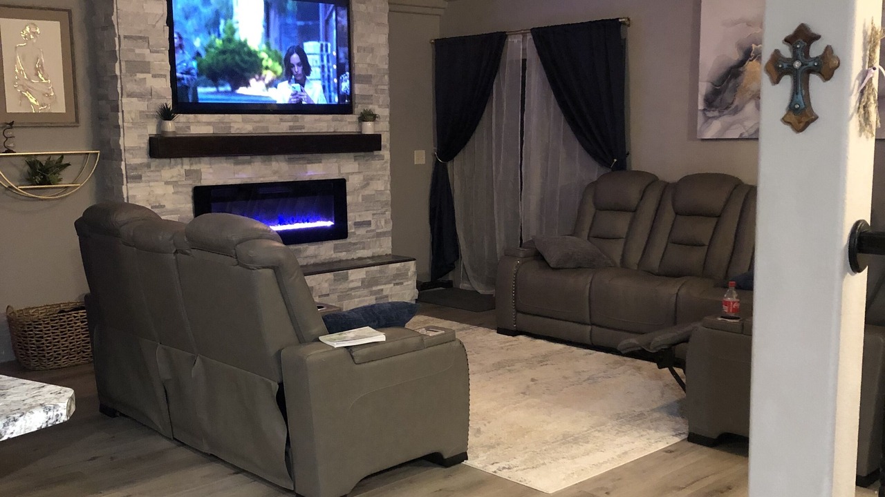 Photo of Livingroom in Sturgis