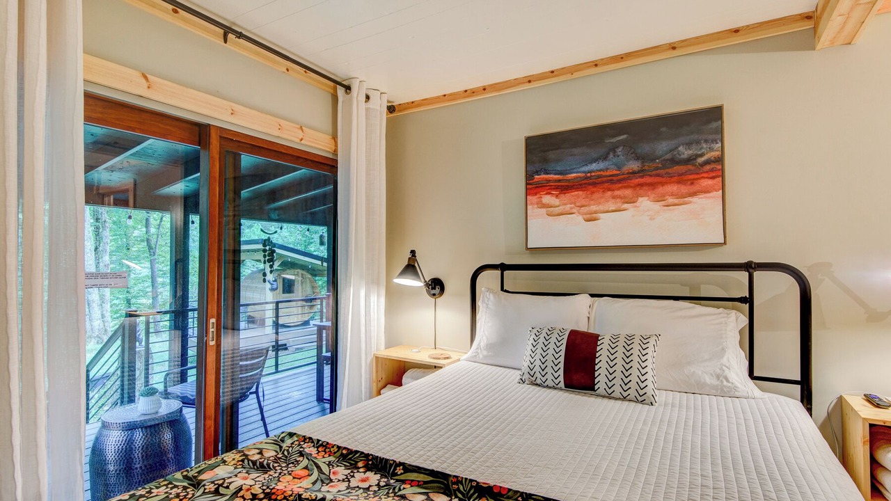 Photo of Bedroom in Charter Hills