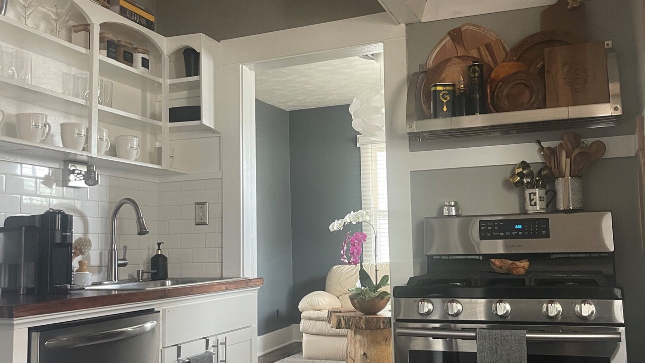 Photo of Kitchen in Aksarben - Elmwood Park