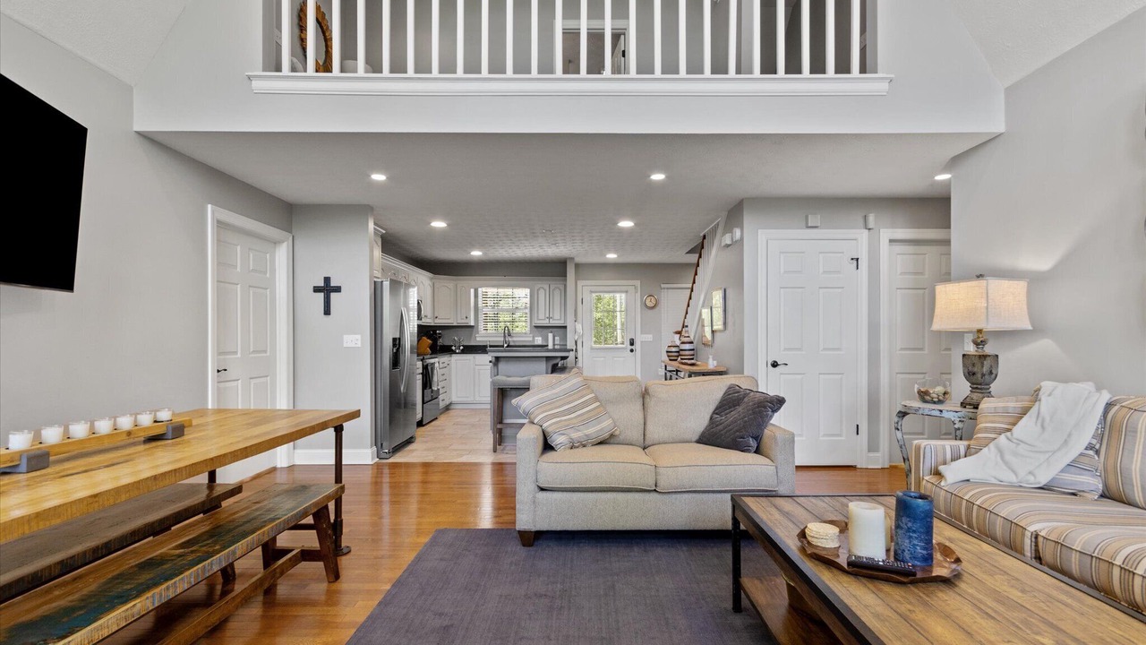 Photo of Livingroom in Crane Hill