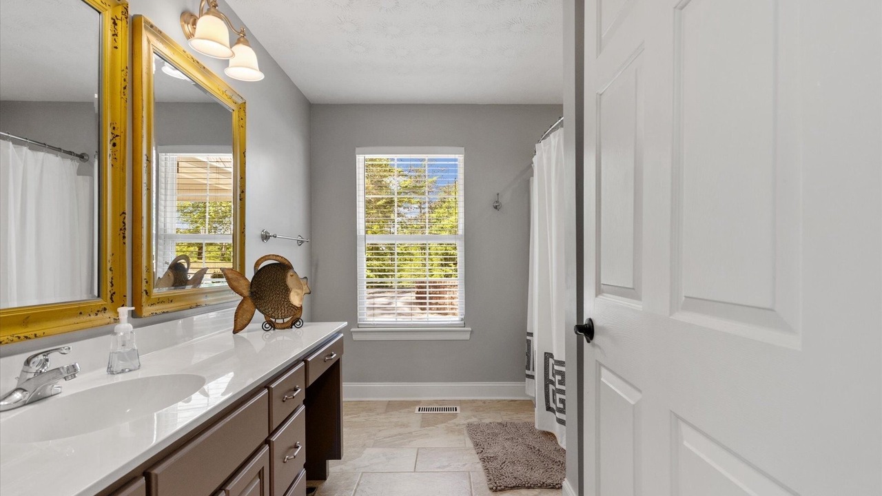 Photo of Bathroom in Crane Hill