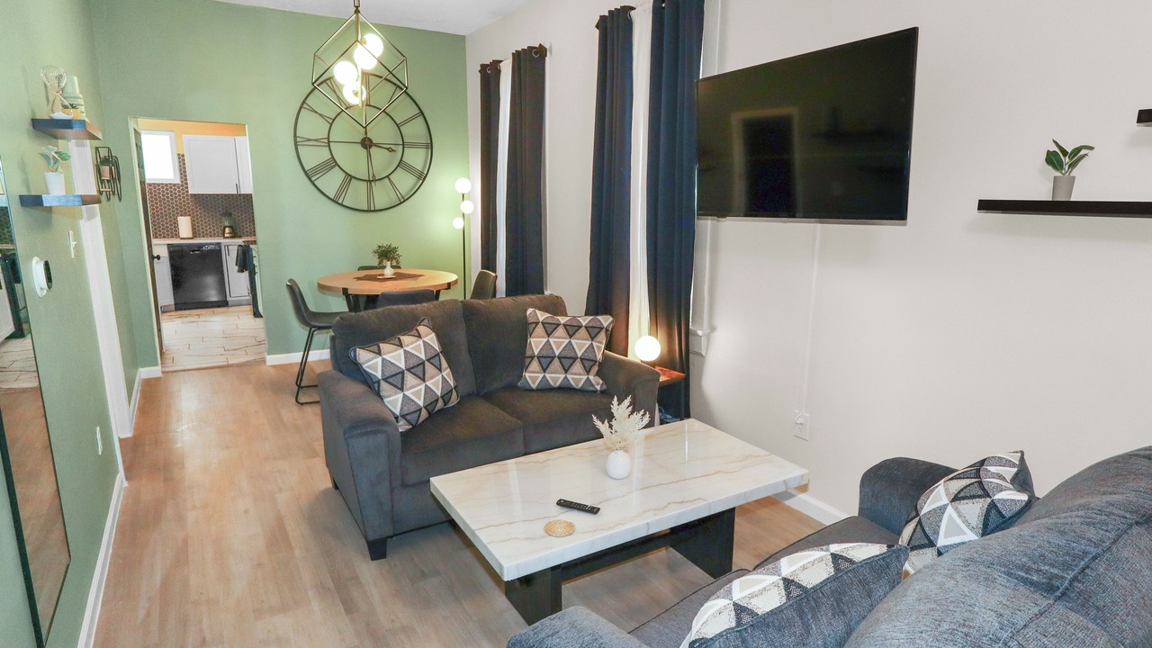 Photo of Livingroom in Southeast Omaha