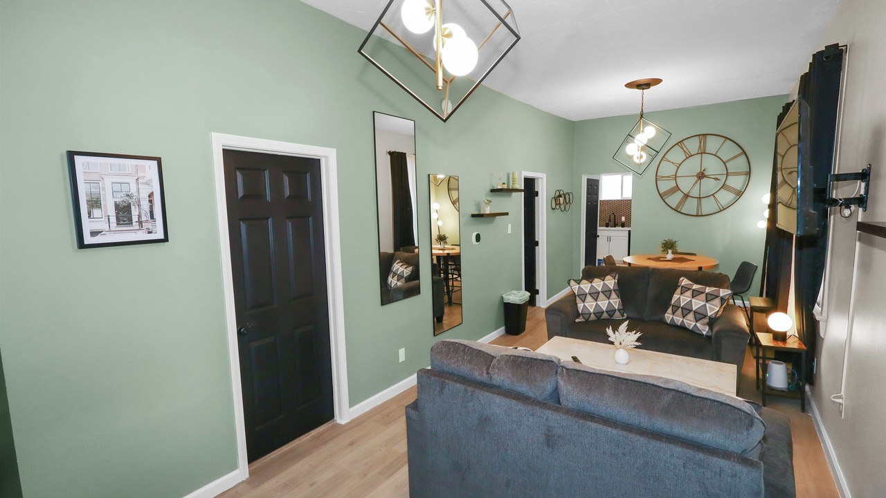 Photo of Livingroom in Southeast Omaha