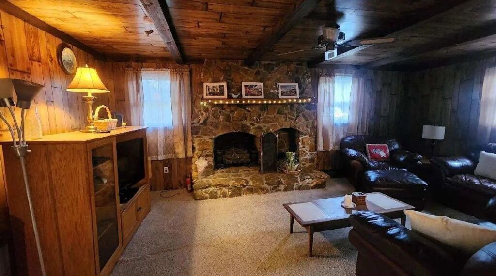 Photo of Livingroom in Absecon