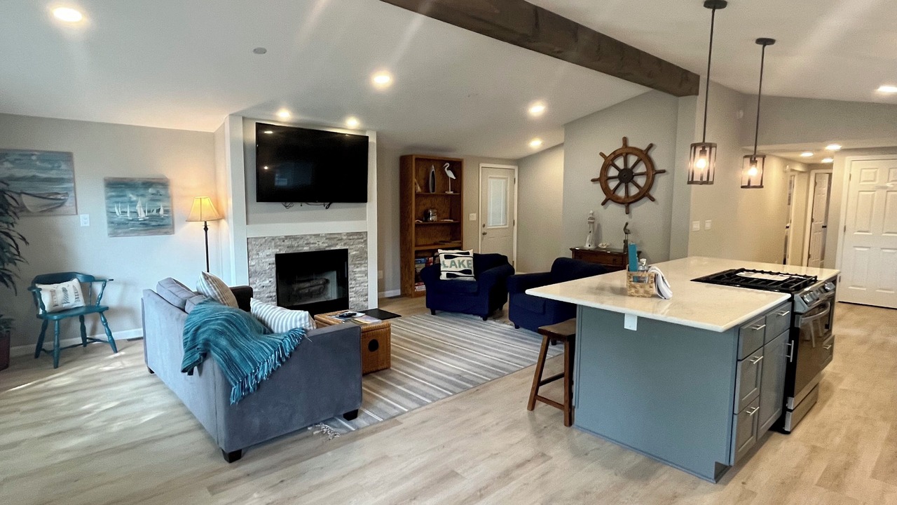 Photo of Bedroom in Clear Lake