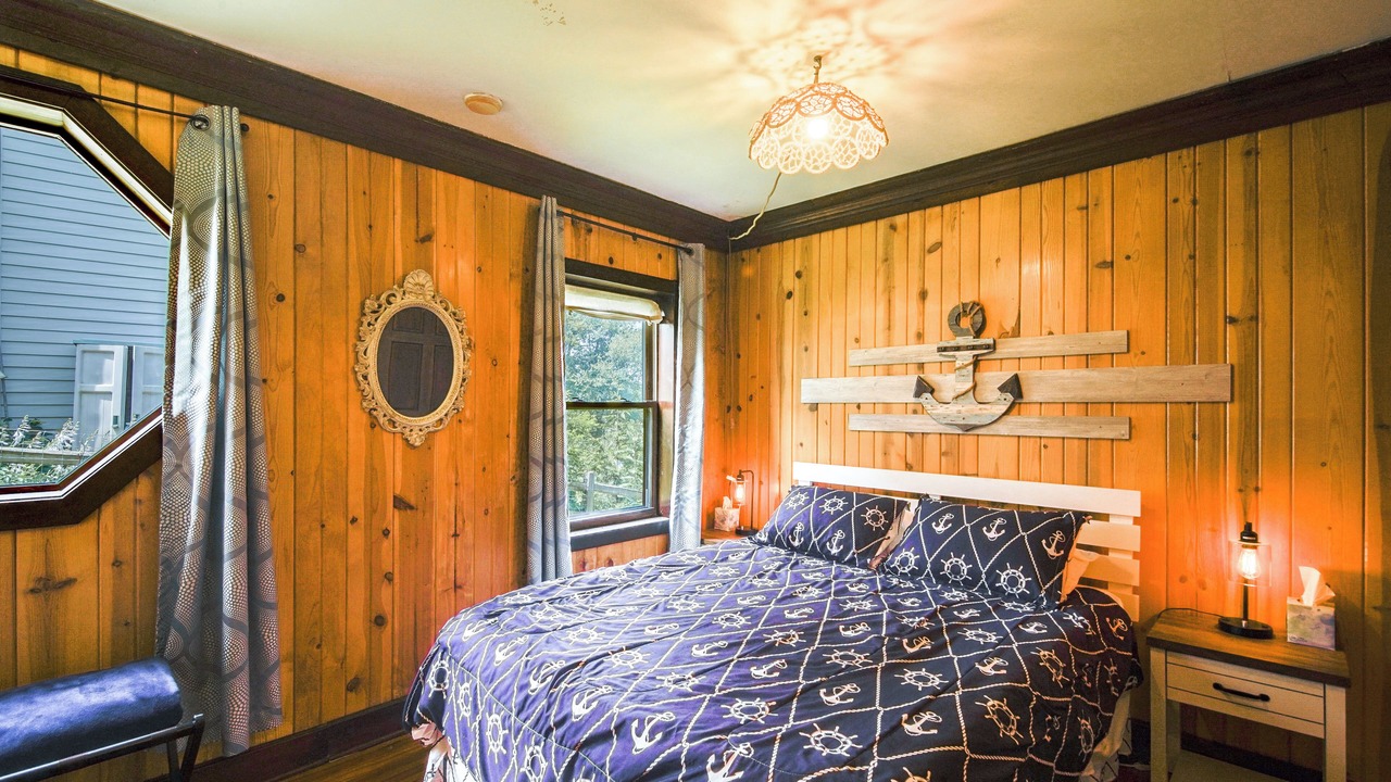 Photo of Bedroom in Fox Lake