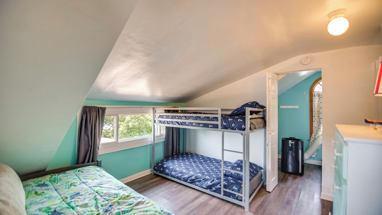 Photo of Bedroom in Fox Lake