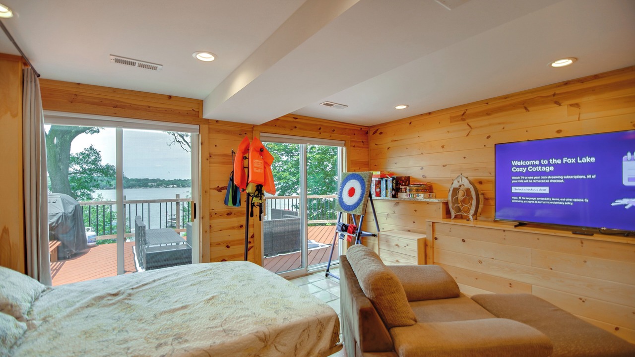 Photo of Bedroom in Fox Lake