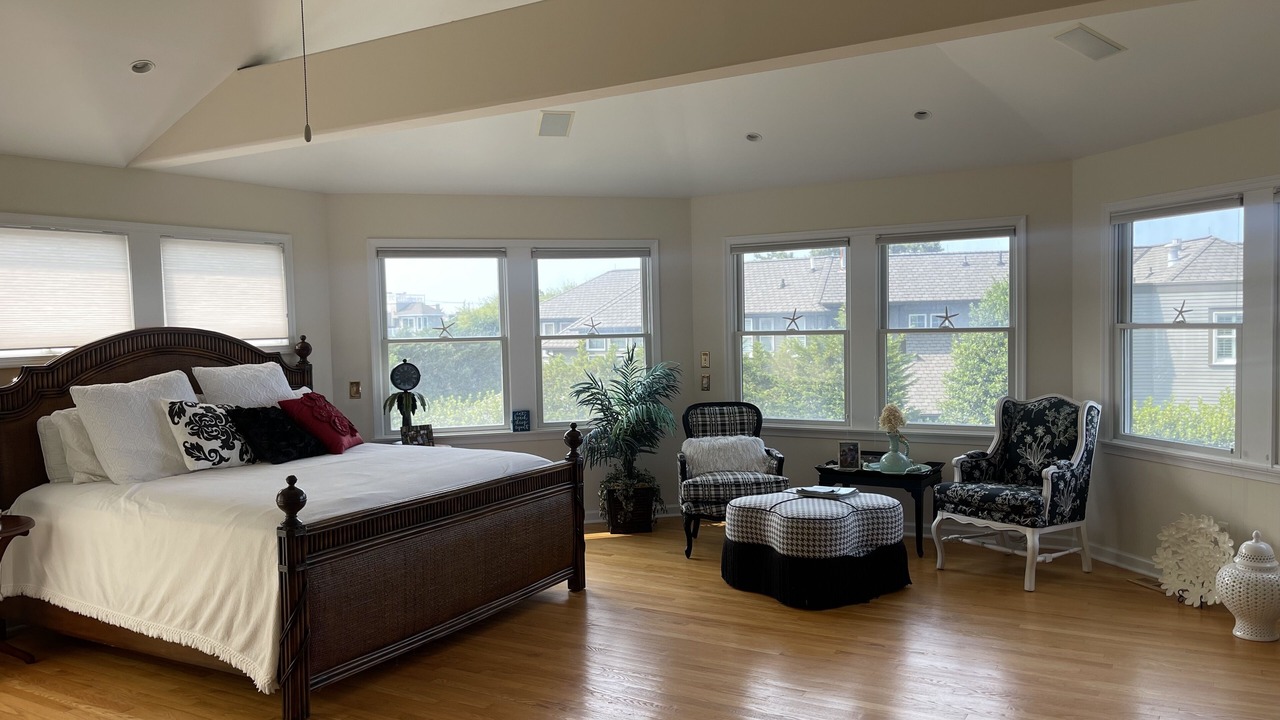 Photo of Bedroom in Loveladies