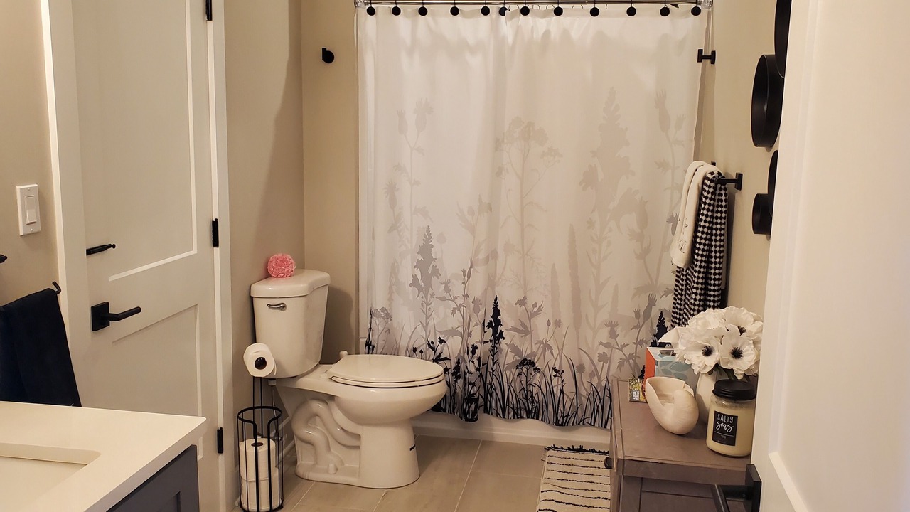 Photo of Bathroom in Mystic Island
