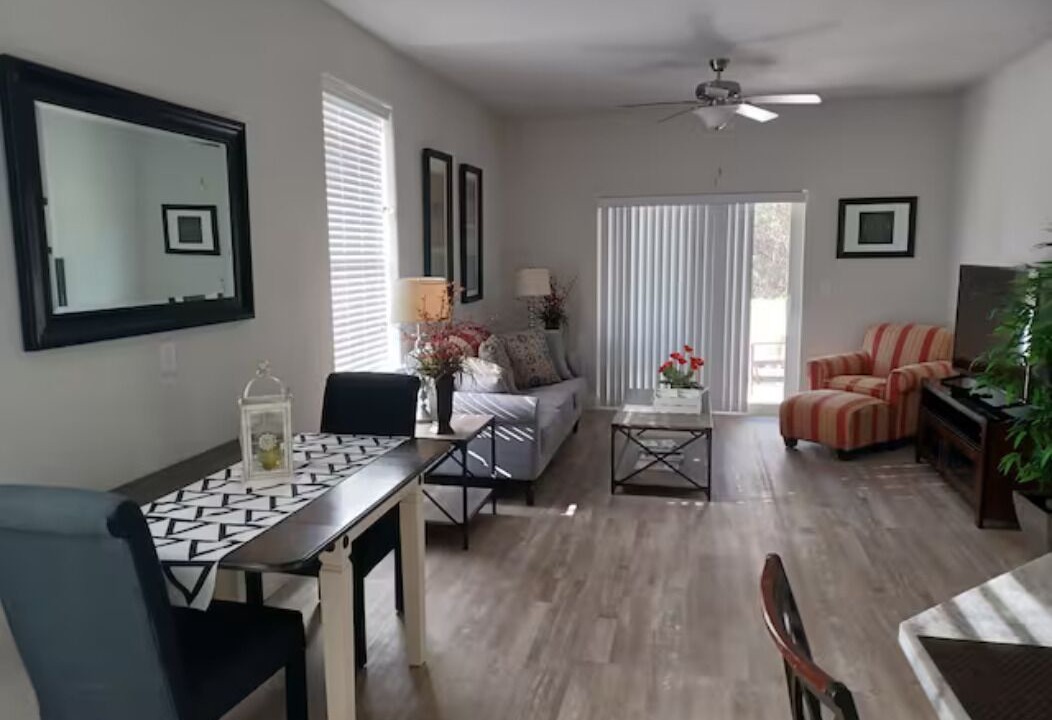 Photo of Livingroom in Carrollton
